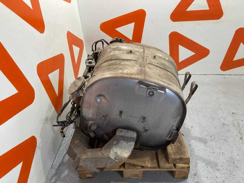 Silencer Volvo FH4 22495989 - Catalyseur pour Camion: photos 2 Silencer Volvo FH4 22495989 - Catalyseur pour Camion: photos 2