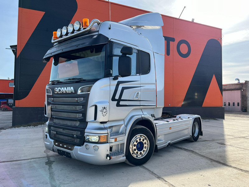 Scania R 560 4x2 CUSTOM INTERIOR - Tracteur routier: photos 2 Scania R 560 4x2 CUSTOM INTERIOR - Tracteur routier: photos 2