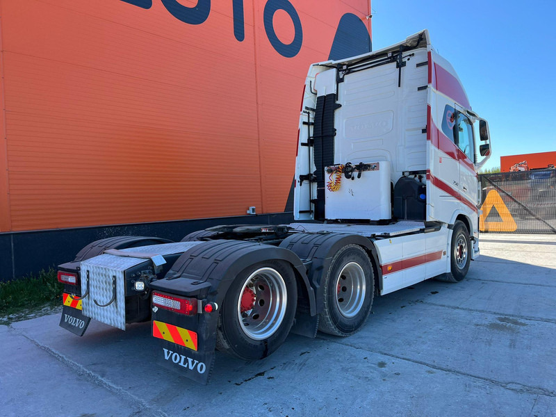 Volvo FH 16 750 6x2 RETARDER / HYDRAULICS / DOUBLE BOGIE / FULL AIR / ADR / GLOBE XL - Tracteur routier: photos 5 Volvo FH 16 750 6x2 RETARDER / HYDRAULICS / DOUBLE BOGIE / FULL AIR / ADR / GLOBE XL - Tracteur routier: photos 5