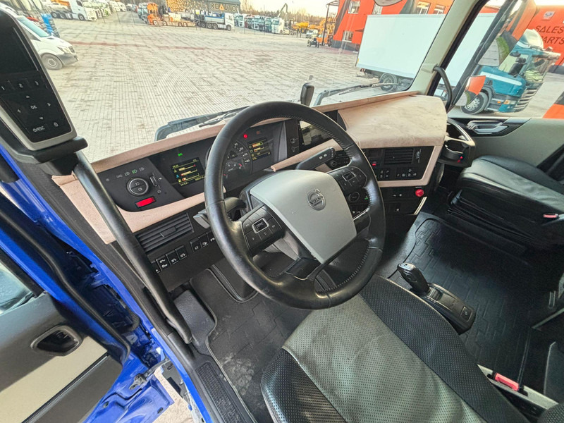 Tracteur routier Volvo FH 540 6x4 GCW 80 ton / RETARDER / HYDRAULICS / TANDEM AXLE LIFT / BIG AXLES: photos 14 Tracteur routier Volvo FH 540 6x4 GCW 80 ton / RETARDER / HYDRAULICS / TANDEM AXLE LIFT / BIG AXLES: photos 14