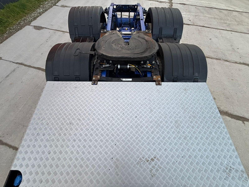 Tracteur routier Volvo FH 540 6x4 GCW 80 ton / RETARDER / HYDRAULICS / TANDEM AXLE LIFT / BIG AXLES: photos 10 Tracteur routier Volvo FH 540 6x4 GCW 80 ton / RETARDER / HYDRAULICS / TANDEM AXLE LIFT / BIG AXLES: photos 10