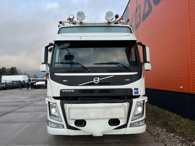 Volvo FM 500 8x2*6 COMBI / EXTENDABLE PLATFORM + TRACTOR / PK65002 + JIB + WINCH / PLATFORM L=6498 mm - Tracteur routier: photos 3 Volvo FM 500 8x2*6 COMBI / EXTENDABLE PLATFORM + TRACTOR / PK65002 + JIB + WINCH / PLATFORM L=6498 mm - Tracteur routier: photos 3
