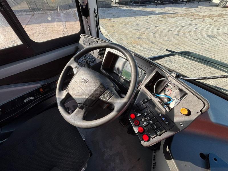 Bus urbain Volvo B5LH 7900 4x2 HYBRID / AC / AUXILIARY HEATING: photos 9 Bus urbain Volvo B5LH 7900 4x2 HYBRID / AC / AUXILIARY HEATING: photos 9