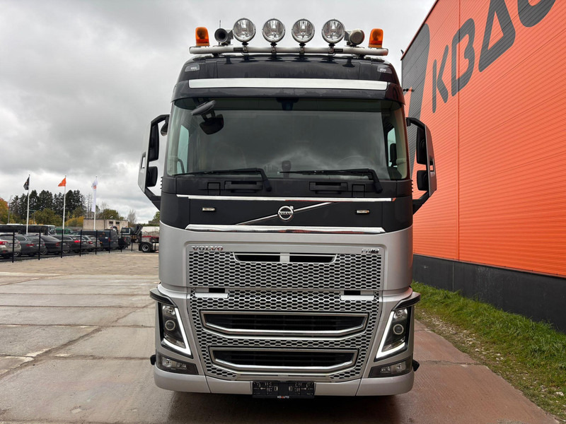 Volvo FH 16 650 8x4*4 PK 33002 EH / PLATFORM L=6779 mm - Camion plateau, Camion grue: photos 3 Volvo FH 16 650 8x4*4 PK 33002 EH / PLATFORM L=6779 mm - Camion plateau, Camion grue: photos 3