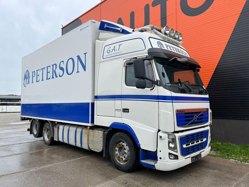 Volvo FH 16 700 6x2 GLOBE XXL / RETARDER / BIG AXLE - Camion fourgon: photos 4 Volvo FH 16 700 6x2 GLOBE XXL / RETARDER / BIG AXLE - Camion fourgon: photos 4