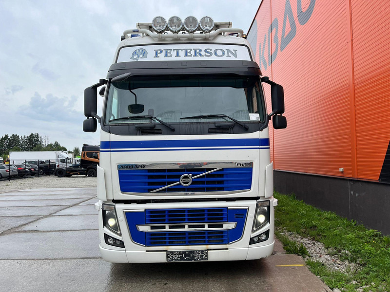 Volvo FH 16 700 6x2 GLOBE XXL / RETARDER / BIG AXLE - Châssis cabine: photos 3 Volvo FH 16 700 6x2 GLOBE XXL / RETARDER / BIG AXLE - Châssis cabine: photos 3