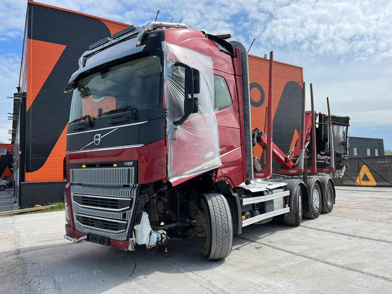 Volvo FH 16 750 8x4/4 DAMAGED ! - Camion grumier, Camion grue: photos 2 Volvo FH 16 750 8x4/4 DAMAGED ! - Camion grumier, Camion grue: photos 2