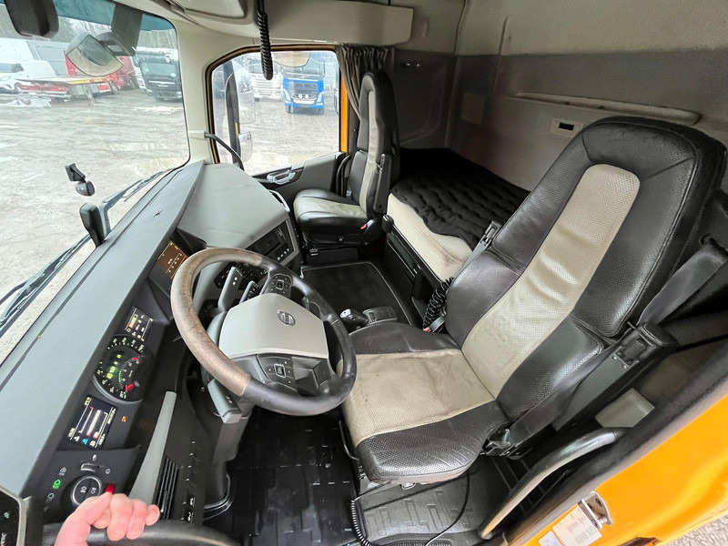 Crédit-bail de Volvo FH 500 8x4*4 Hiab 96ST 97 Volvo FH 500 8x4*4 Hiab 96ST 97: photos 20