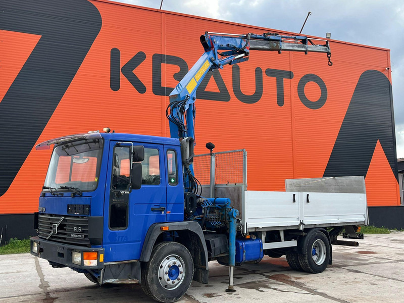 Volvo FL 608 4x2 PK 8200 / BOX L=4249 mm - Camion plateau, Camion grue: photos 1 Volvo FL 608 4x2 PK 8200 / BOX L=4249 mm - Camion plateau, Camion grue: photos 1