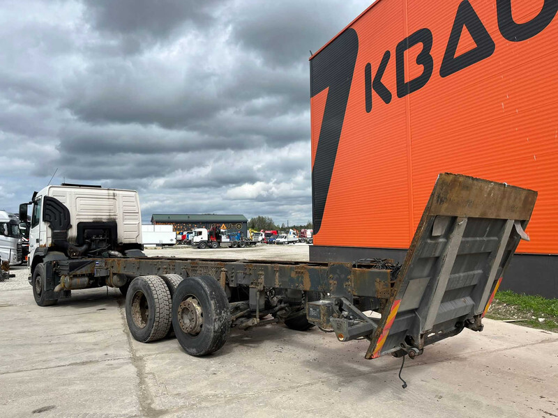 Crédit-bail de Volvo FM 9 300 6x2 CHASSIS L=8779 mm Volvo FM 9 300 6x2 CHASSIS L=8779 mm: photos 8