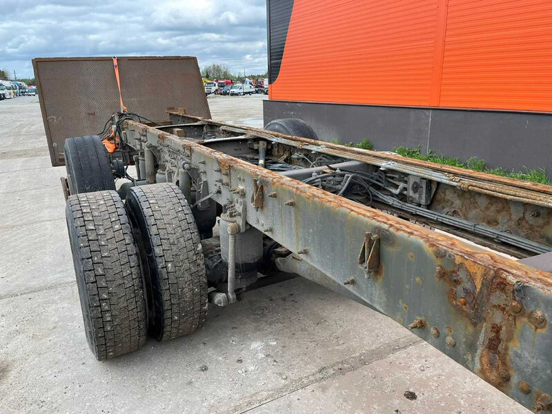Crédit-bail de Volvo FM 9 300 6x2 CHASSIS L=8779 mm Volvo FM 9 300 6x2 CHASSIS L=8779 mm: photos 11