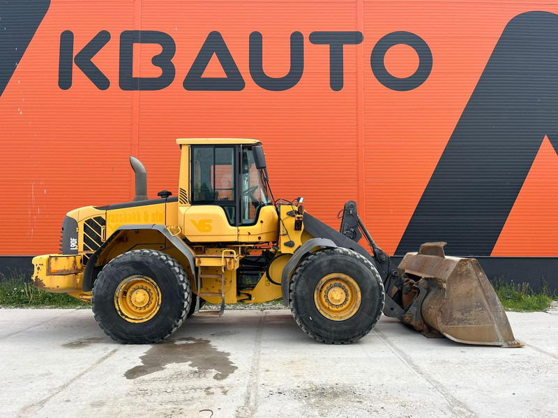 Volvo L 90 F 4x4 CENTRAL LUBRICATION / AC - Chargeuse sur pneus: photos 5 Volvo L 90 F 4x4 CENTRAL LUBRICATION / AC - Chargeuse sur pneus: photos 5