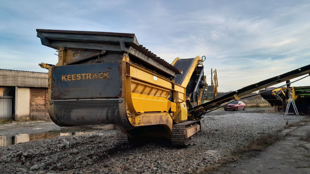 KEESTRACK Explorer 1800 - Crible: photos 4 KEESTRACK Explorer 1800 - Crible: photos 4