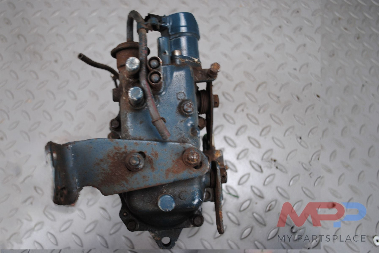 Injectiepomp Kubota V3800, V3800-T, V3300 en V3600 - Pompe à carburant: photos 5 Injectiepomp Kubota V3800, V3800-T, V3300 en V3600 - Pompe à carburant: photos 5