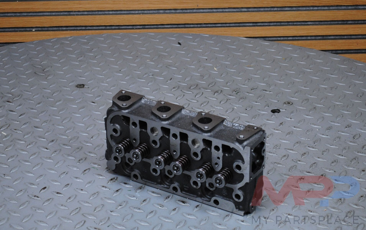 Kubota Cilinderkop Kubota D1105 - Moteur: photos 1 Kubota Cilinderkop Kubota D1105 - Moteur: photos 1