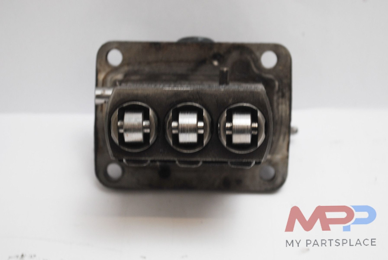 Kubota - Pompe à carburant pour Machine agricole: photos 4 Kubota - Pompe à carburant pour Machine agricole: photos 4