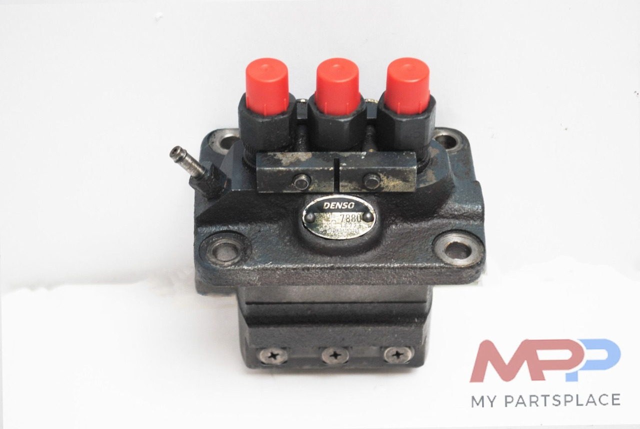 Kubota - Pompe à carburant pour Machine agricole: photos 1 Kubota - Pompe à carburant pour Machine agricole: photos 1