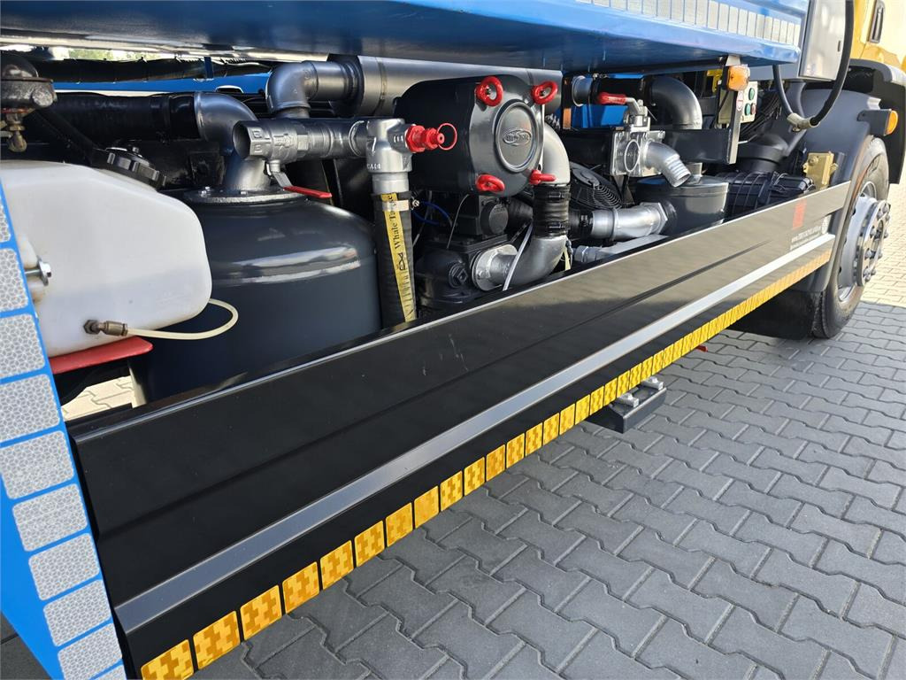 Crédit-bail de DAF WHALE DAF WHALE: photos 21 Crédit-bail de DAF WHALE DAF WHALE: photos 21