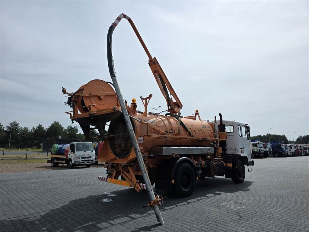 Jelcz WUKO SCK-3E RECYCLING for collecting liquid - Camion hydrocureur: photos 1 Jelcz WUKO SCK-3E RECYCLING for collecting liquid - Camion hydrocureur: photos 1