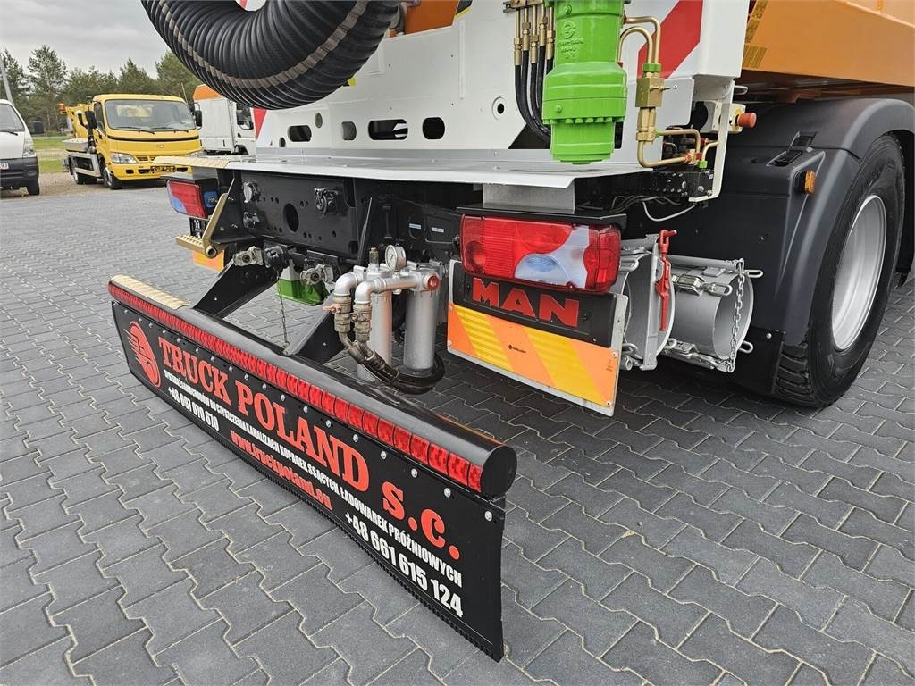 Camion hydrocureur MAN RSP ESE 18/4-KM Saugbagger vacuum cleaner excavato: photos 18