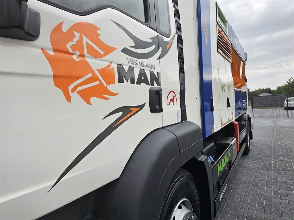 Camion hydrocureur MAN RSP ESE 18/4-KM Saugbagger vacuum cleaner excavato: photos 9