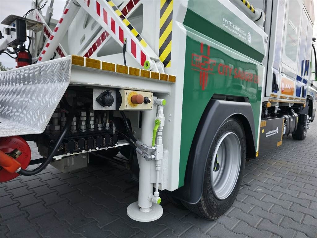Crédit-bail de Mitsubishi CANTER odkurzacz koparka ssąca Saugbagger CITY SAU  Mitsubishi CANTER odkurzacz koparka ssąca Saugbagger CITY SAU: photos 21
