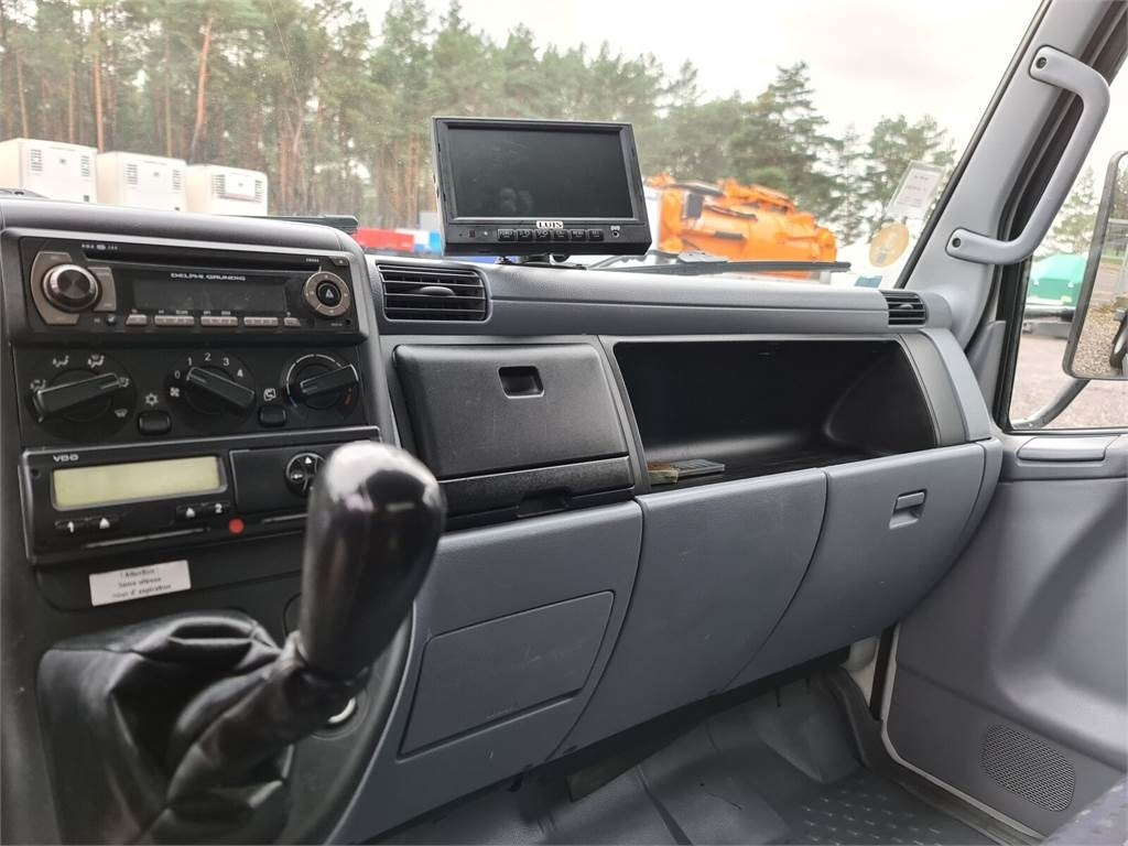 Crédit-bail de Mitsubishi CANTER odkurzacz koparka ssąca Saugbagger CITY SAU  Mitsubishi CANTER odkurzacz koparka ssąca Saugbagger CITY SAU: photos 39