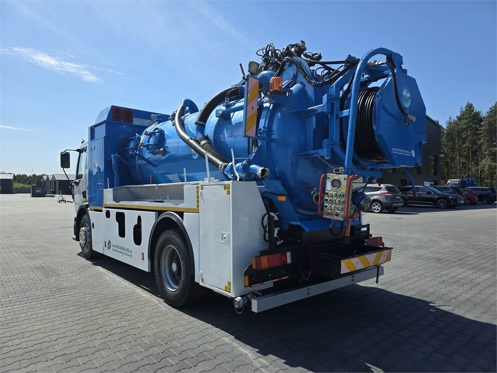 Renault 4x2 WUKO RIVARD for collecting liquid waste - Camion hydrocureur: photos 5 Renault 4x2 WUKO RIVARD for collecting liquid waste - Camion hydrocureur: photos 5