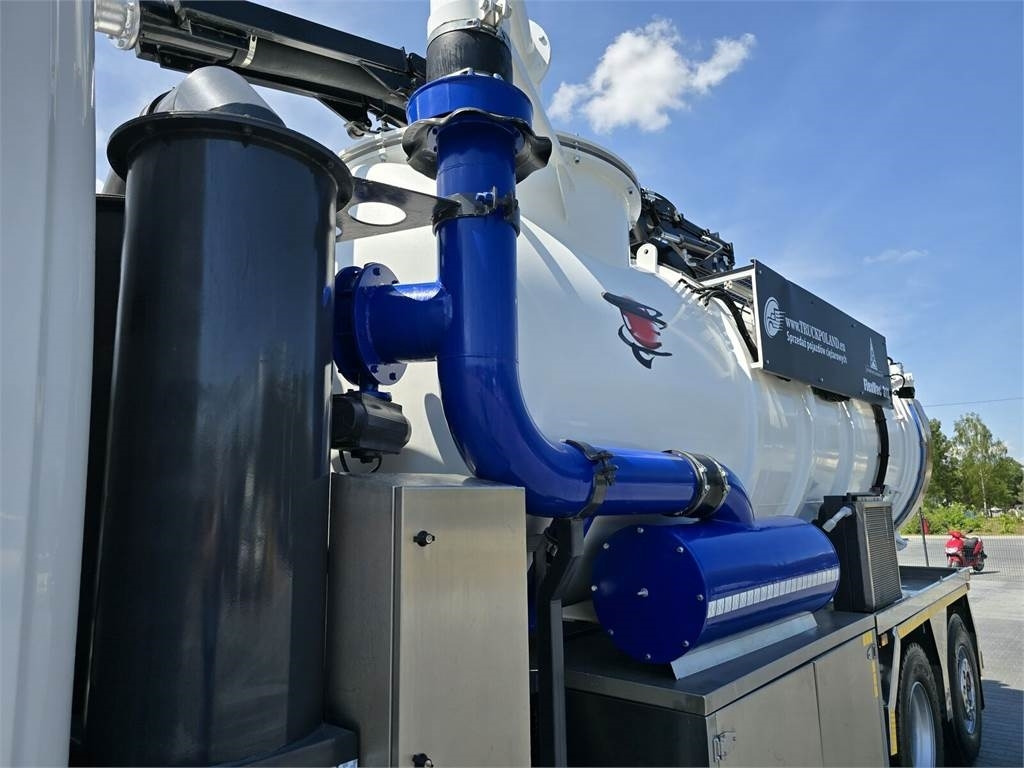 Scania Saugbagger Larsen FlexVac 311 Vacuum suction loade - Camion hydrocureur: photos 3 Scania Saugbagger Larsen FlexVac 311 Vacuum suction loade - Camion hydrocureur: photos 3