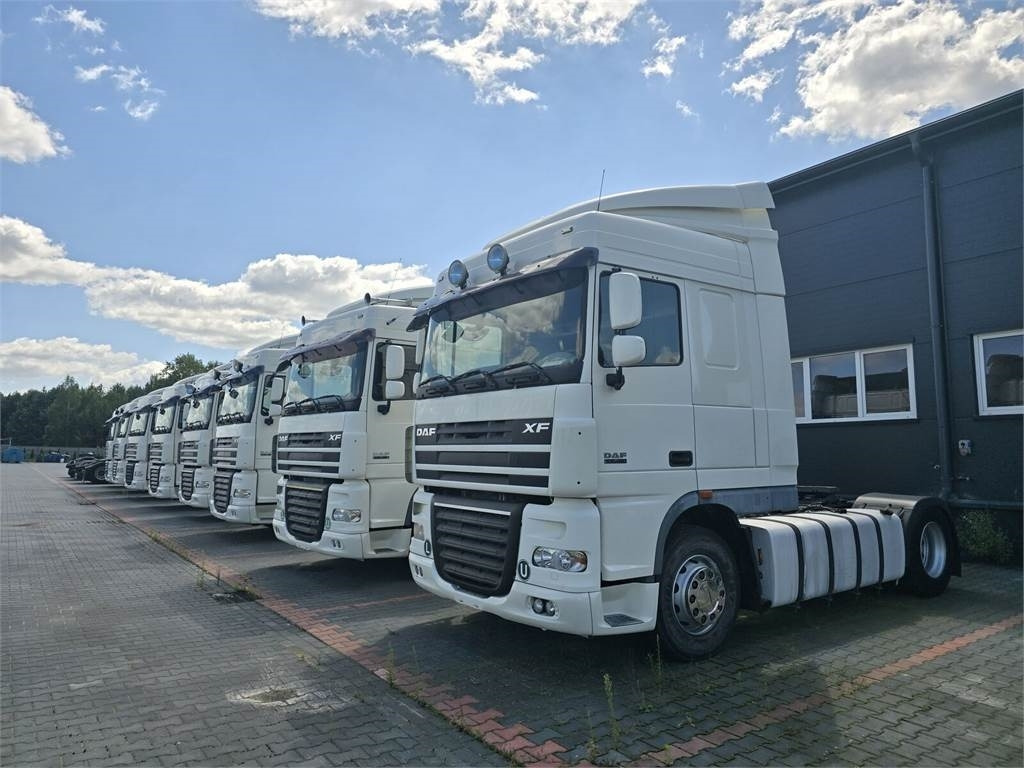 DAF XF 105 460 - Tracteur routier: photos 2 DAF XF 105 460 - Tracteur routier: photos 2