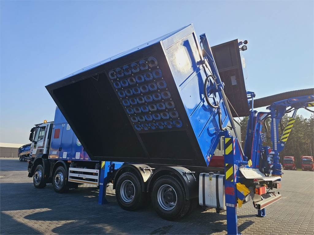 Véhicule de voirie/ Spécial Iveco MTS 4 x TURBINE MTS 4 x TURBINE Saugbagger vacuum: photos 30