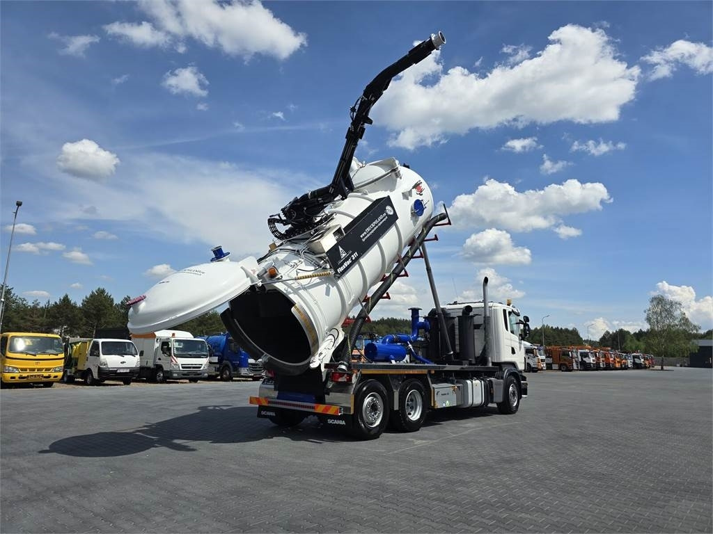 Scania Saugbagger Larsen FlexVac 311 Vacuum suction loade - Véhicule de voirie/ Spécial: photos 1 Scania Saugbagger Larsen FlexVac 311 Vacuum suction loade - Véhicule de voirie/ Spécial: photos 1