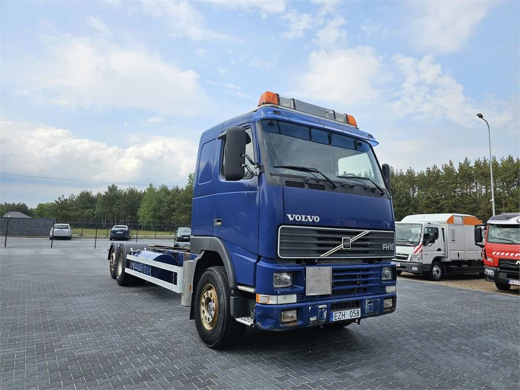 Volvo FH 16 470 KM 6x2 low mileage 229700 km !!!! - Camion porte-conteneur/ Caisse mobile: photos 1 Volvo FH 16 470 KM 6x2 low mileage 229700 km !!!! - Camion porte-conteneur/ Caisse mobile: photos 1