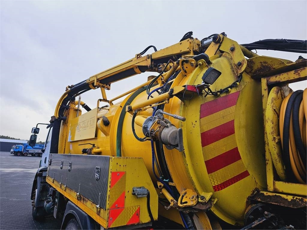 Camion hydrocureur Volvo FULLER TANKERS 2008 WUKO for collecting liquid was: photos 15