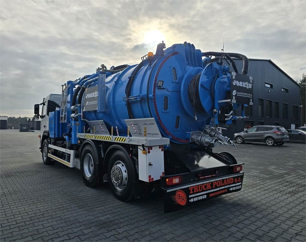 Volvo JOSKIN WUKO FOR CLEANING COMBI  - Camion hydrocureur: photos 5 Volvo JOSKIN WUKO FOR CLEANING COMBI  - Camion hydrocureur: photos 5