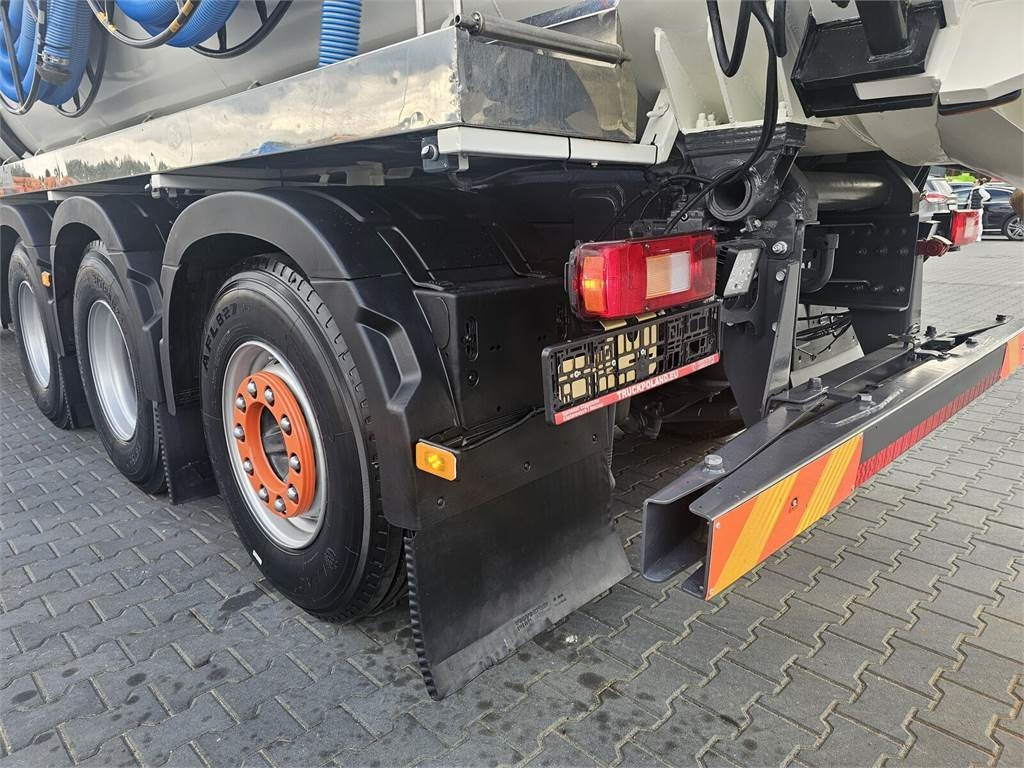 Camion hydrocureur Volvo WUKO ADR ROLBA FOR CLEANING CHANNELS COMBI: photos 14