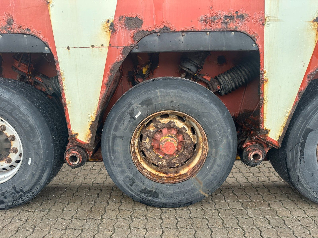 Faymonville Prefamax 3 achs inndenlader - Semi-remorque surbaissé: photos 5 Faymonville Prefamax 3 achs inndenlader - Semi-remorque surbaissé: photos 5