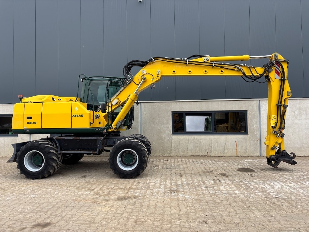 Atlas 160 W - 140 W - Pelle sur pneus: photos 5 Atlas 160 W - 140 W - Pelle sur pneus: photos 5
