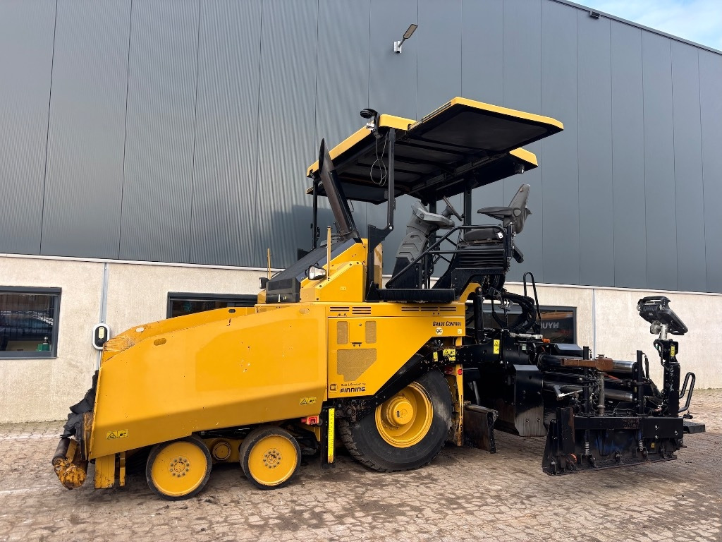 CAT AP 500 F - AP500 Asphalt Paver - Finisseur: photos 1 CAT AP 500 F - AP500 Asphalt Paver - Finisseur: photos 1