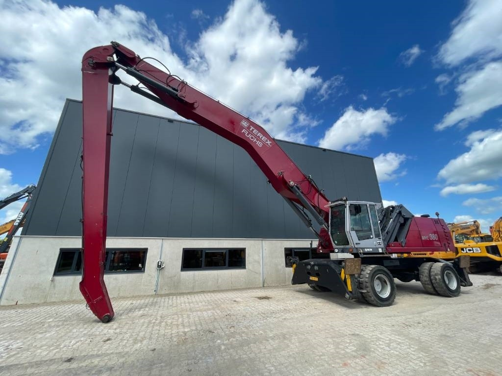 Fuchs MHL380 -- MHL 380 -- 21 mtr reach - Pelle de manutention: photos 5 Fuchs MHL380 -- MHL 380 -- 21 mtr reach - Pelle de manutention: photos 5