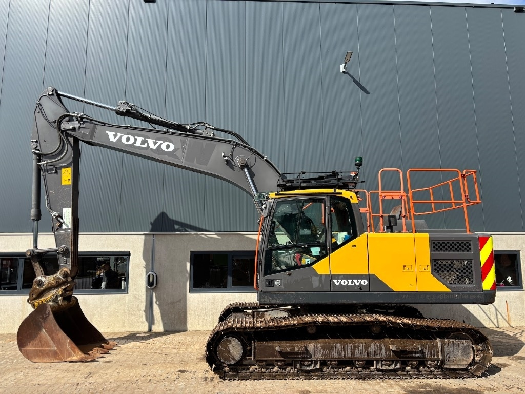 Volvo EC 220 E L - EC220EL - 220EL - Pelle sur chenille: photos 2 Volvo EC 220 E L - EC220EL - 220EL - Pelle sur chenille: photos 2