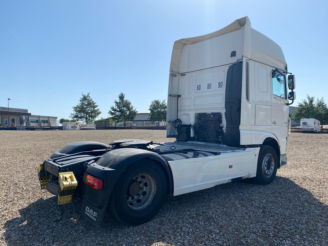 DAF XF530 Super Space Cab - Tracteur routier: photos 3 DAF XF530 Super Space Cab - Tracteur routier: photos 3