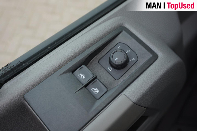 MAN TGE 3.180 4X2F SB - Fourgon utilitaire: photos 5 MAN TGE 3.180 4X2F SB - Fourgon utilitaire: photos 5