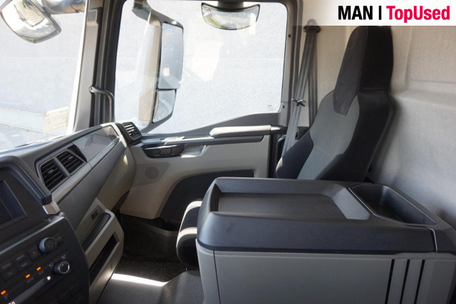 MAN TGM 18.320 4x2 BL CH - Camion plateau: photos 3 MAN TGM 18.320 4x2 BL CH - Camion plateau: photos 3