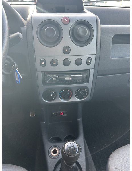 Citroën Berlingo 1.9d / 150 dkm / Frigo Box -25 gr. / APK TUV 10-26 - Utilitaire frigorifique: photos 5 Citroën Berlingo 1.9d / 150 dkm / Frigo Box -25 gr. / APK TUV 10-26 - Utilitaire frigorifique: photos 5