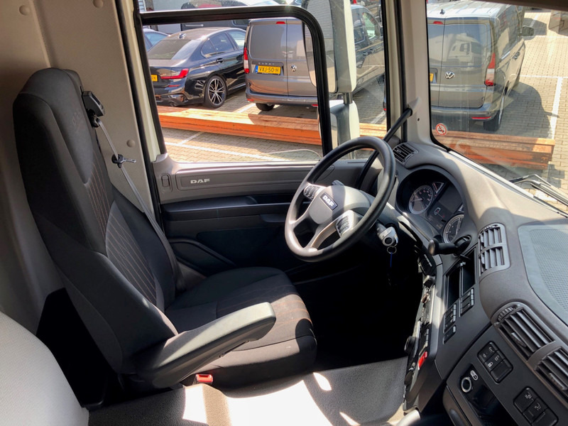 DAF CF 260 FA / Carrier Koeler / Chereau Frigo Box / Laadklep / APK TUV 09-25 - Camion frigorifique: photos 3 DAF CF 260 FA / Carrier Koeler / Chereau Frigo Box / Laadklep / APK TUV 09-25 - Camion frigorifique: photos 3