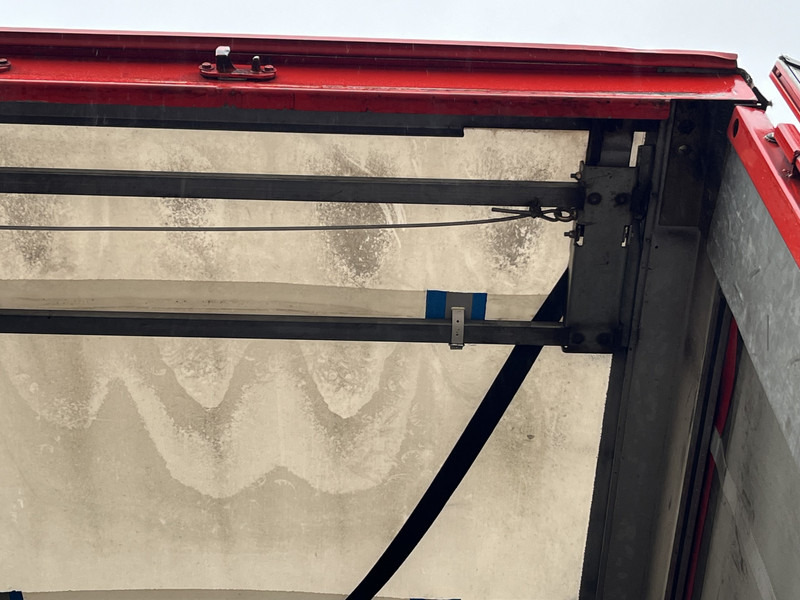 Fliegl SDS / Mega - Jumbo - Volume / Curtainside / 2 axle BPW / APK TUV 02-26 - Semi-remorque rideaux coulissants: photos 4 Fliegl SDS / Mega - Jumbo - Volume / Curtainside / 2 axle BPW / APK TUV 02-26 - Semi-remorque rideaux coulissants: photos 4
