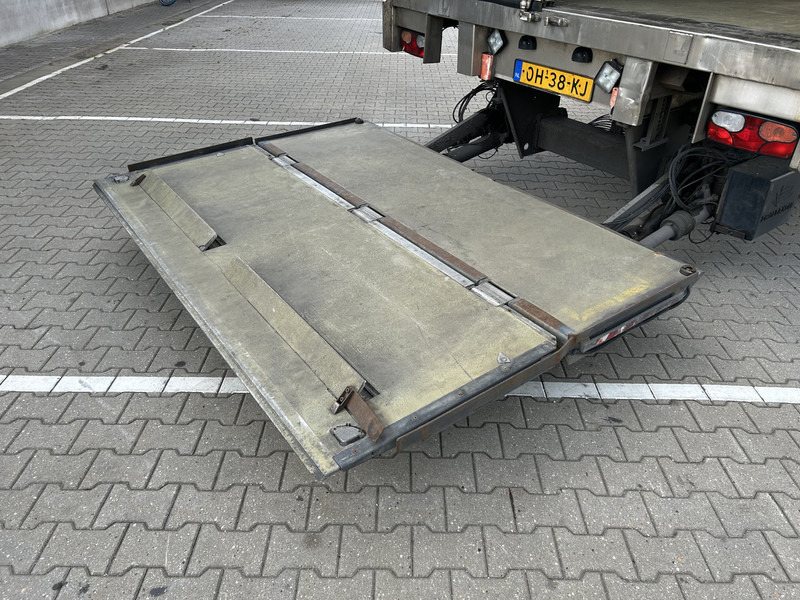 H.T.F. HZO 39 / Carrier Vector 1800 Frigo / Flowers / Loadlift 2500 kg / NL Trailer - Semi-remorque frigorifique: photos 5 H.T.F. HZO 39 / Carrier Vector 1800 Frigo / Flowers / Loadlift 2500 kg / NL Trailer - Semi-remorque frigorifique: photos 5