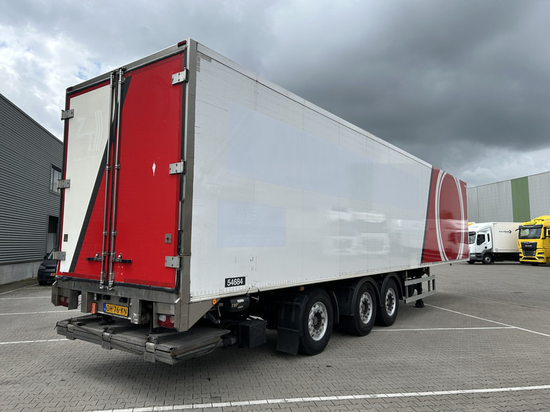 H.T.F HZO 39 / Heiwo / Isolated Box / Steer + Lift Axle / Loadlift 2500 kg - Semi-remorque fourgon: photos 2 H.T.F HZO 39 / Heiwo / Isolated Box / Steer + Lift Axle / Loadlift 2500 kg - Semi-remorque fourgon: photos 2