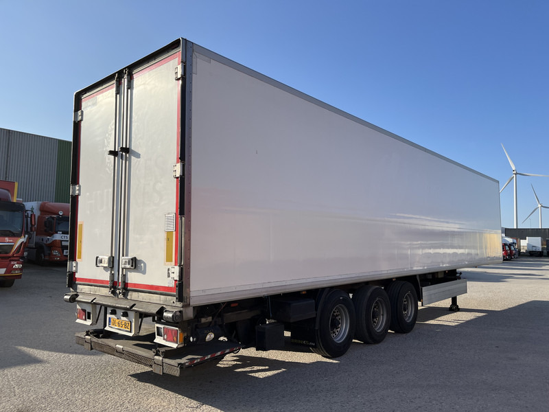 Krone Cool Liner / Carrier Vector 1850 mt / Frigo Box / Loadlift / NL Trail - Semi-remorque frigorifique: photos 2 Krone Cool Liner / Carrier Vector 1850 mt / Frigo Box / Loadlift / NL Trail - Semi-remorque frigorifique: photos 2
